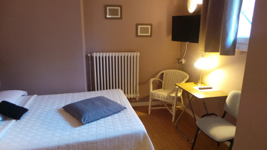 Bedroom 4, Hôtel Le Cambronne, Loire-Atlantique