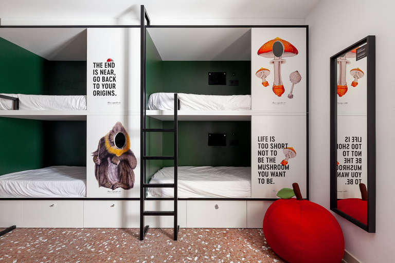 Bedroom 3, 2060 The Newton Hostel & Market, Madrid