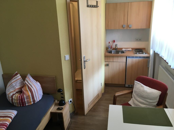 Bedroom 2, Taunusblick Ferienwohnung und Apartment, Wetteraukreis