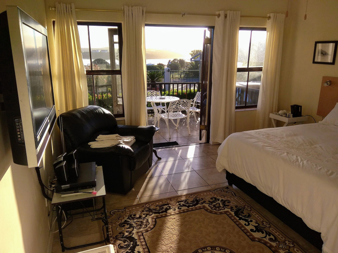 Bedroom 2, Lagoon Edge, Overberg