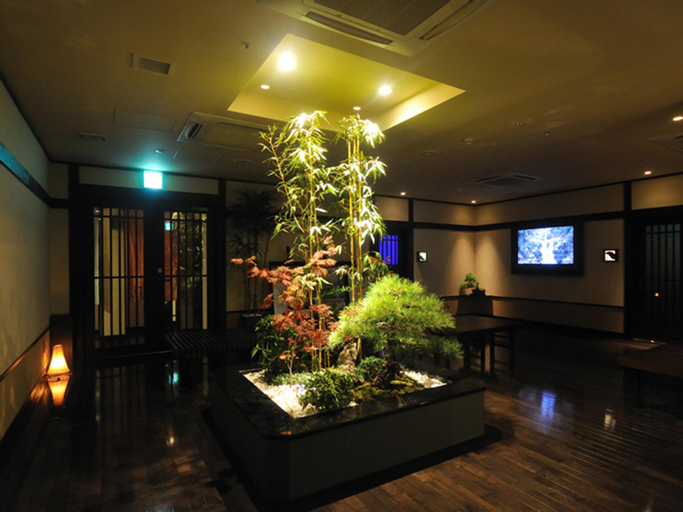 Yokohama Minato Mirai Manyo Club, Yokohama