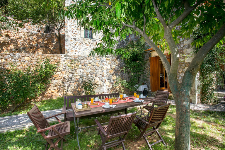 Garden 3, Ifigenia Theriso Village, Crete