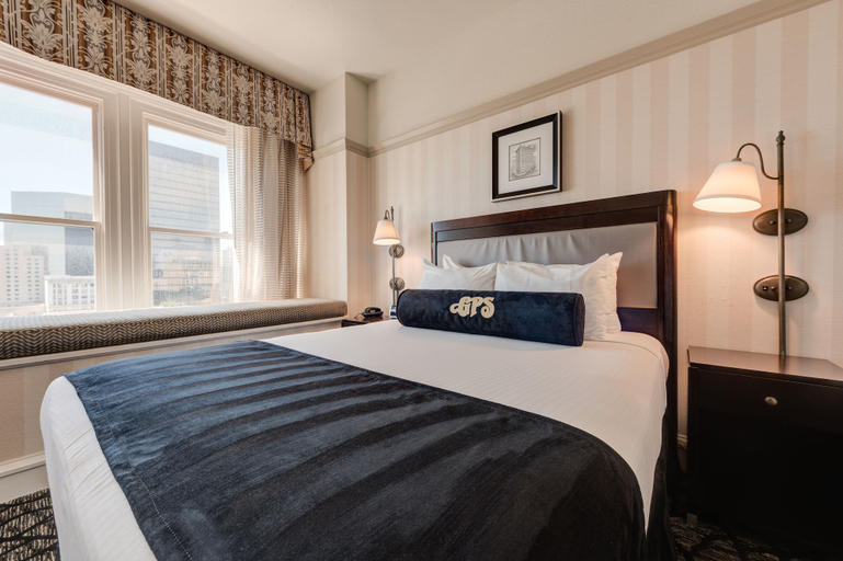 Bedroom 4, Gaslamp Plaza Suites, San Diego