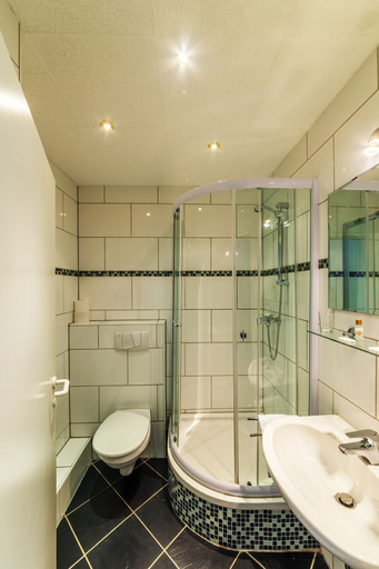 Bathroom 3, CityHotel Stolberg, Städteregion Aachen
