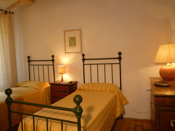 Bedroom 3, Della Genga, Perugia