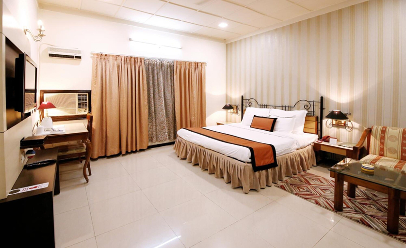 Bedroom 3, Hotel Yatrik, Kaushambi