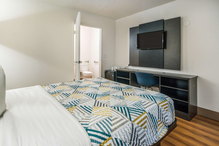 Bedroom 5, Motel 6 Irving, TX - Dallas, Irving