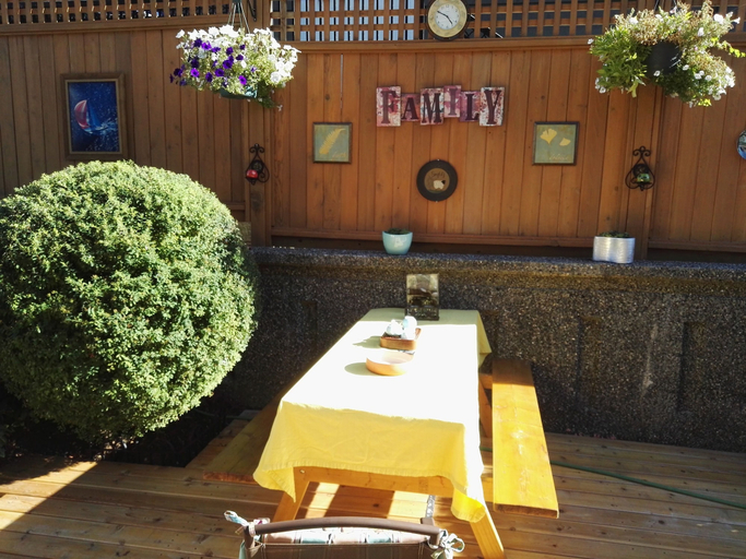 Food & Drinks 5, Sunny Island by White Rock B&B, Greater Vancouver