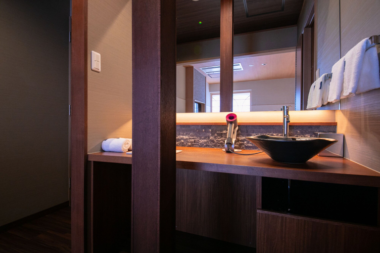 Bathroom 4, Sumihei Bettei Tokitotoki, Toyooka