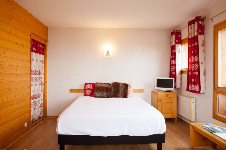 Bedroom 5, Le Floralp, Haute-Savoie