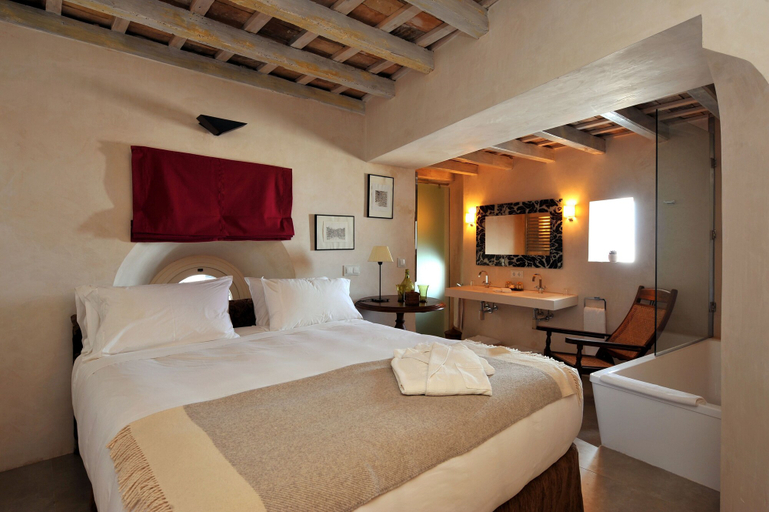 Bedroom 3, Boutique Hotel V-by Grupo Tribu, Cádiz
