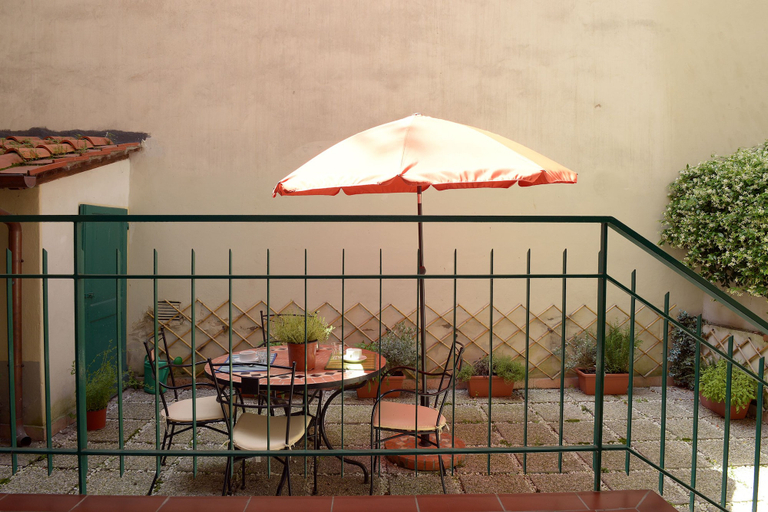 Others 3, La Terrazza Foscolo - con Parcheggio, Florence