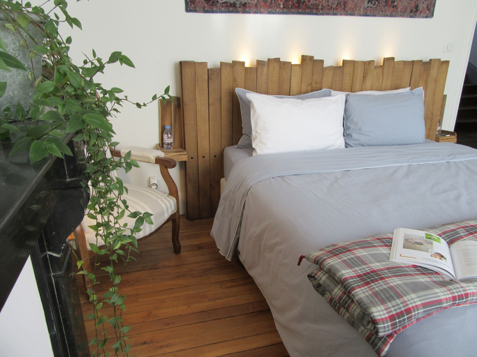 Bedroom 3, La Villa Dunois, Loiret