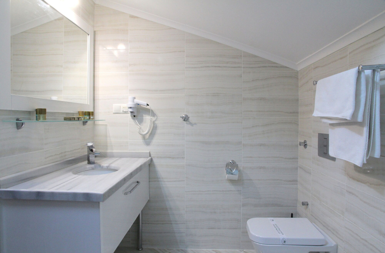 Bathroom 4, Kilpa Hotel, Çaykara