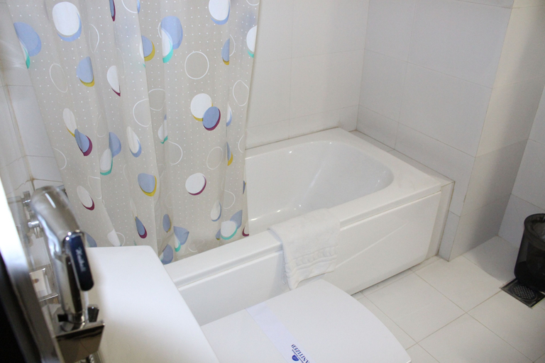 Bathroom 4, Nascent Gardenia Baridhara, Dhaka