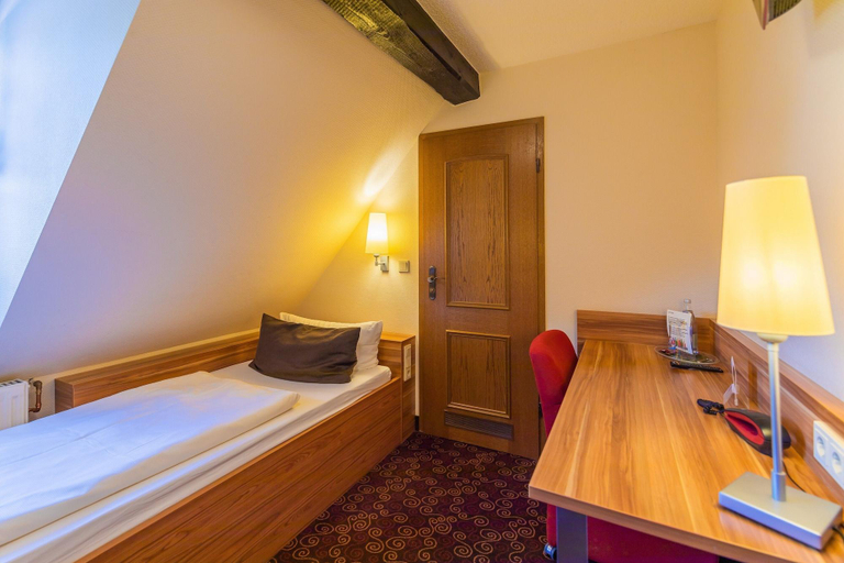 Bedroom 3, Zum Goldenen Hirsch, Suhl