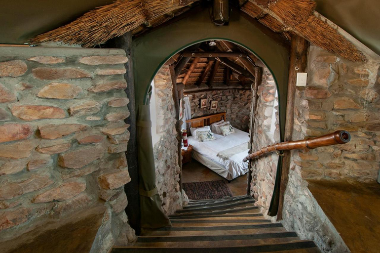 Bedroom 2, Outeniquabosch Lodge, Eden