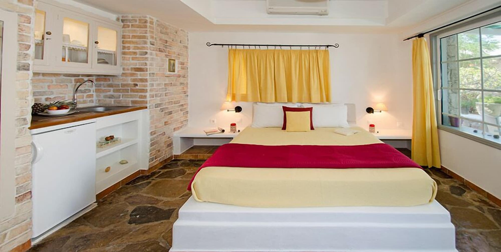 Bedroom 2, Villa Mina, South Aegean