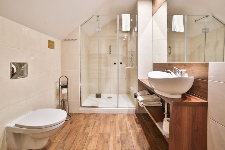 Bathroom 4, Hotel Kantoria, Tarnów City