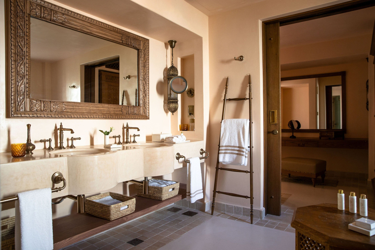 Bathroom 5, Al Wathba, a Luxury Collection Desert Resort & Spa, Abu Dhabi