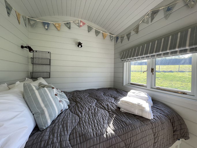 Bedroom 2, Glebe Farm B&B, Devon