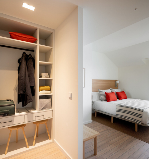 Bedroom 4, Aparthotel Libere Vitoria, Álava