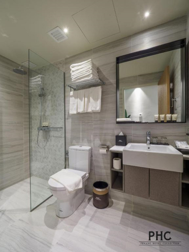 Bathroom 3, Bahari Parade Hotel Managed By The Ascott Limited, Penang Island