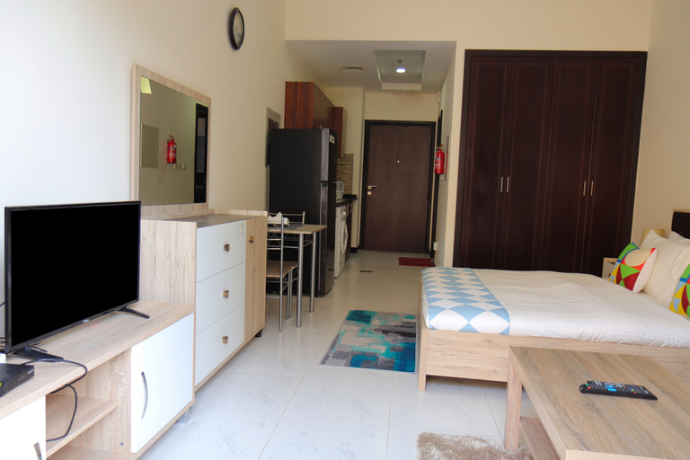 Room 4, Studio Apartment in Knightbridge Court, Dubai