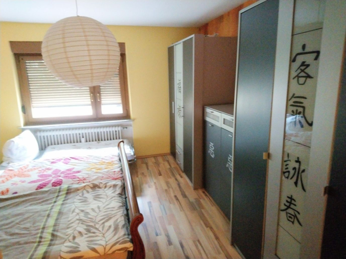 Bedroom 4, Regenbogen Ferienwohnungen, Regionalverband Saarbrücken