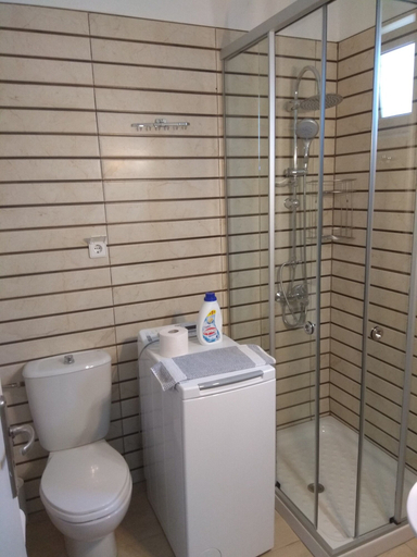 Bathroom 5, Sea Front Old Town, Crete