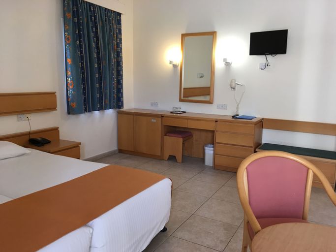 Bedroom 4, Kissos hotel