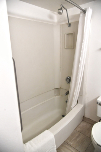 Bathroom 4, Douglas Inn & Conference Center, Converse