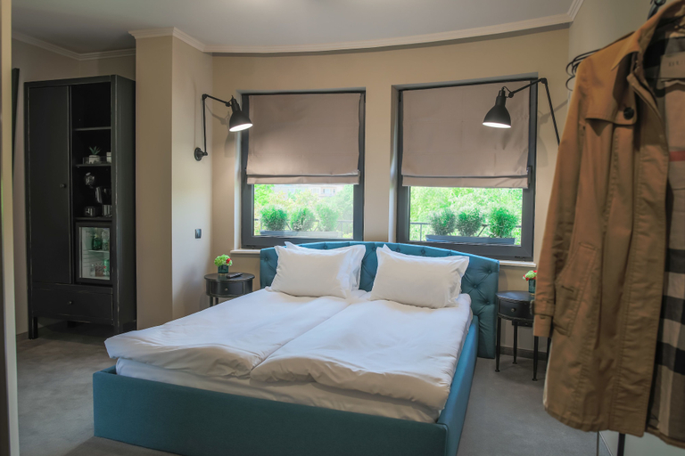Bedroom 3, Reverence Hotel, Varna