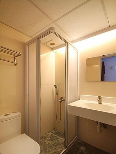 Bathroom 3, kaishing hotel, Taitung