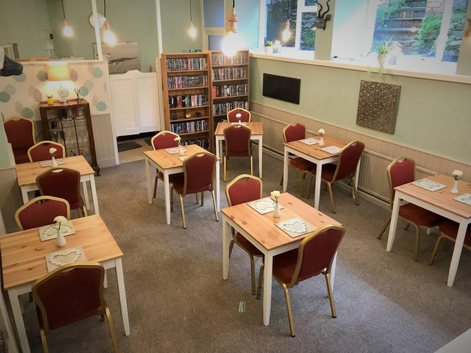 Food & Drinks 5, The Earlsdale Bed and Breakfast, Devon
