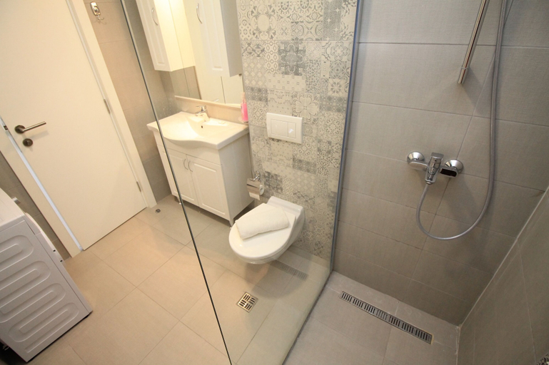 Bathroom 2, Smart Apartments Marea