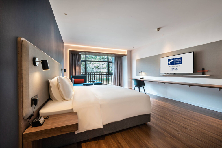 Bedroom 3, Holiday Inn Express LINZHI AIRPORT by IHG, Nyingtri