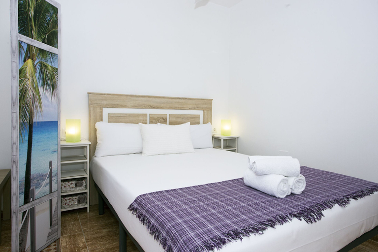 Bedroom 2, Rainbow & Pool Apartment, Málaga