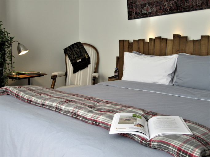 Bedroom 3, La Villa Dunois, Loiret