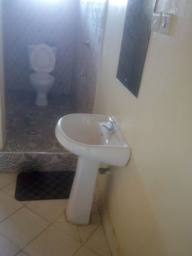Bathroom, Carribean Guest Room, Gatundu South