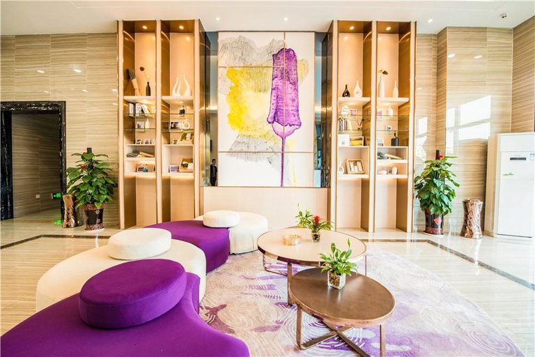 Exterior & Views 5, Lavande Hotel Luzhou BBQ new World , Luzhou