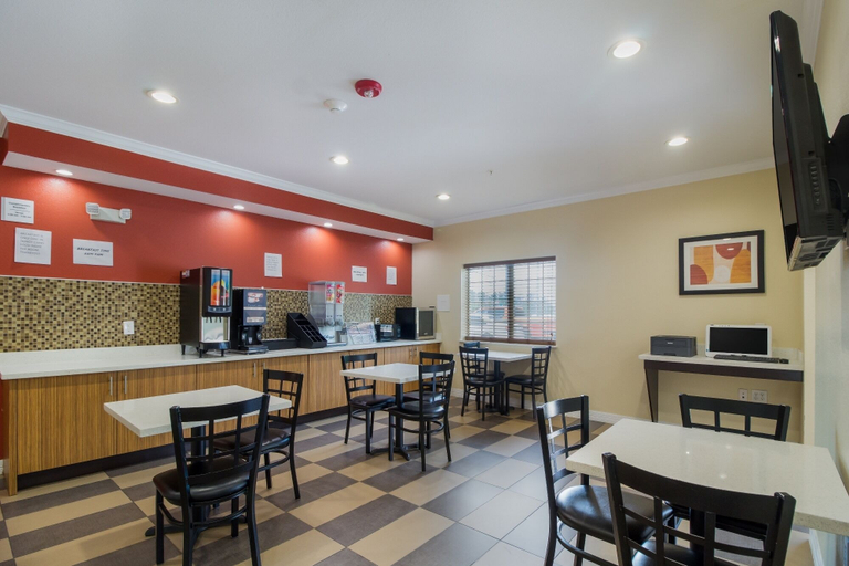Food & Drinks 5, Scottish Inns and Suites Spring, TX, Houston