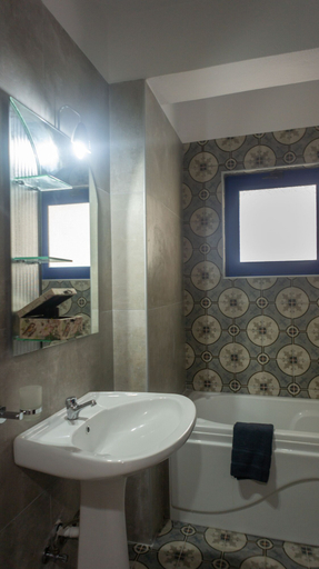 Bathroom 3, Cretan Muses Traditional Apartments, Crete