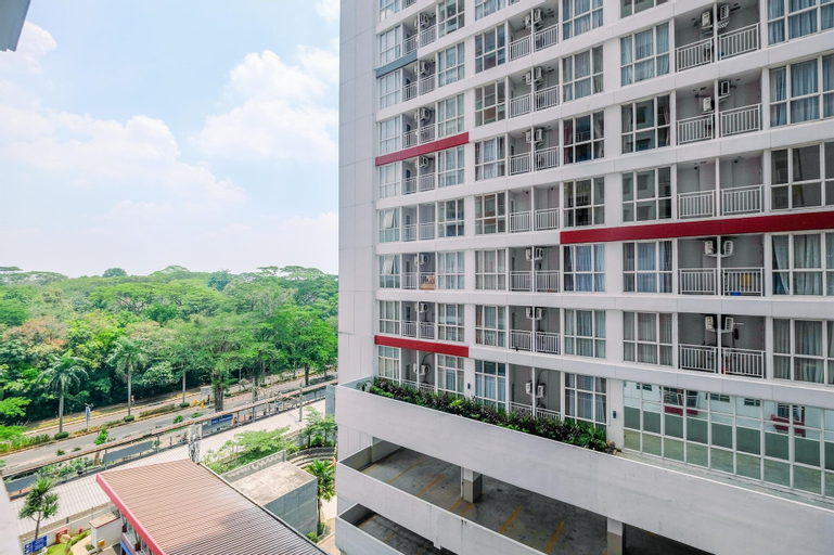 Exterior & Views, Cozy Living Studio Room Taman Melati Margonda Apartment By Travelio, Depok
