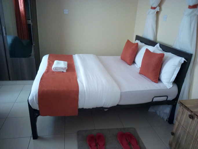 Bedroom 2, Hotel Daddy's, Thika Town