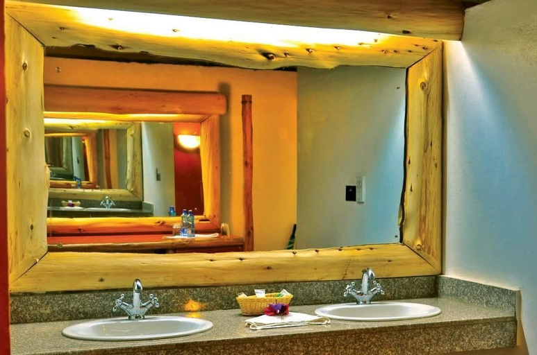 Bathroom, Lake Naivasha Crescent Camp, Naivasha