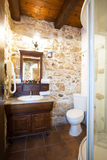 Bathroom 3, Villa Epimenidis, Faistos