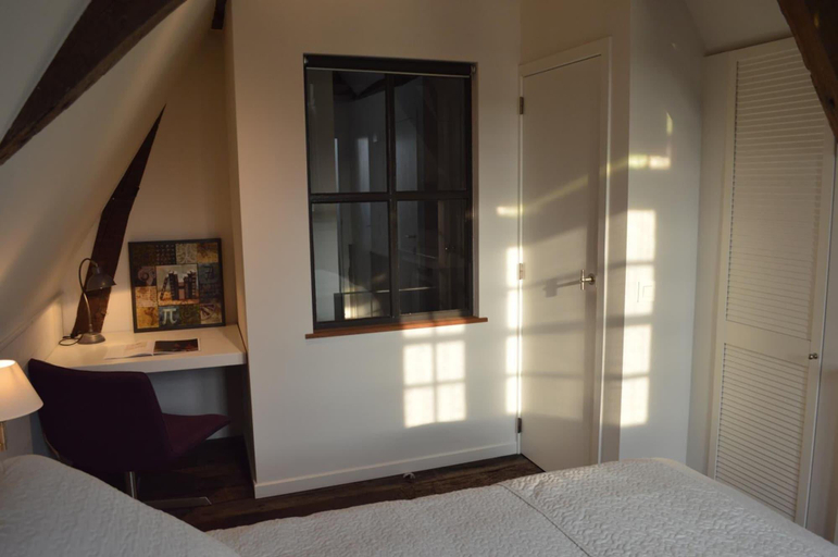 Others 5, De Waterzooi Suites, Oost-Vlaanderen