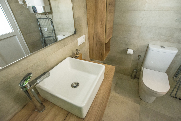 Bathroom 4, Apartamento Plaza Mayor Cáceres, Cáceres