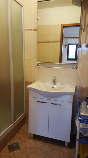 Bathroom 3, House Coki, Vrsar